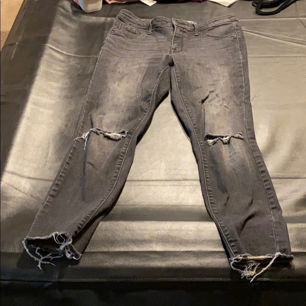 Black-gray cut off jeans